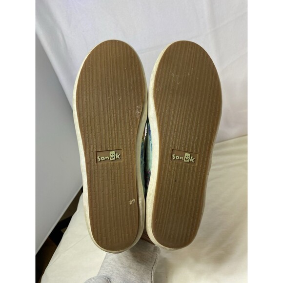 Sanuk Island Print Slip on sz 8 Boating,Casual, Lightweight - Picture 5 of 8